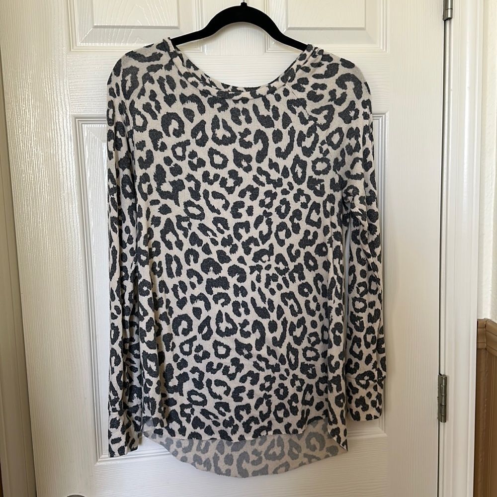 Grayson Threads Med Top